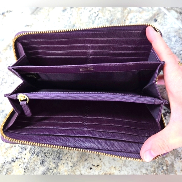 EUC Coach Purple/Tan Op Art Fabric and Leather Madison Continental Wallet - Picture 11 of 12